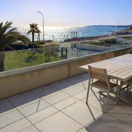 Vue Exceptionnelle Avec Confort Moderne, Climatisation Et Parking Apartment Sainte-Maxime