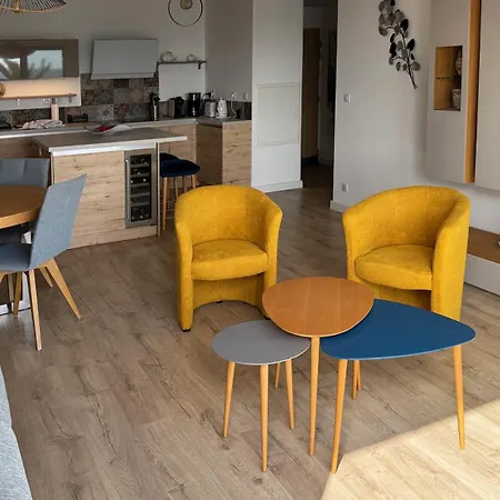 Lejlighed Vue Exceptionnelle Avec Confort Moderne, Climatisation Et Parking