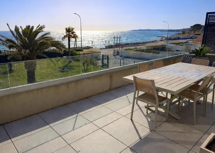 Vue Exceptionnelle Avec Confort Moderne, Climatisation Et Parking Apartment Sainte-Maxime