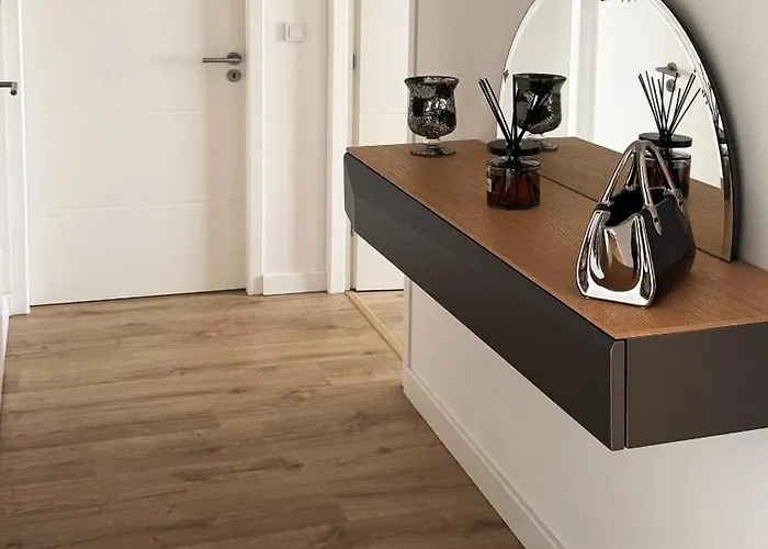 Vue Exceptionnelle Avec Confort Moderne, Climatisation Et Parking Lejlighed *